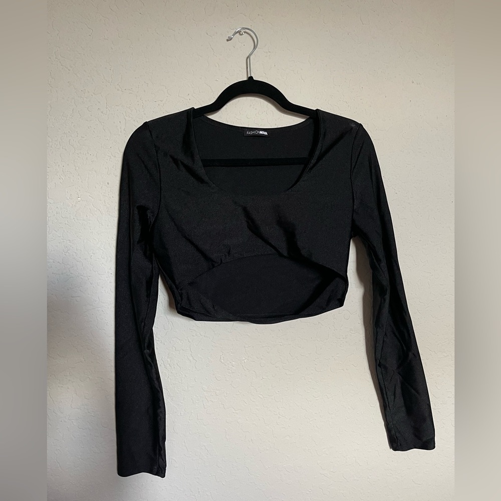 Black Cropped Slit Front Top